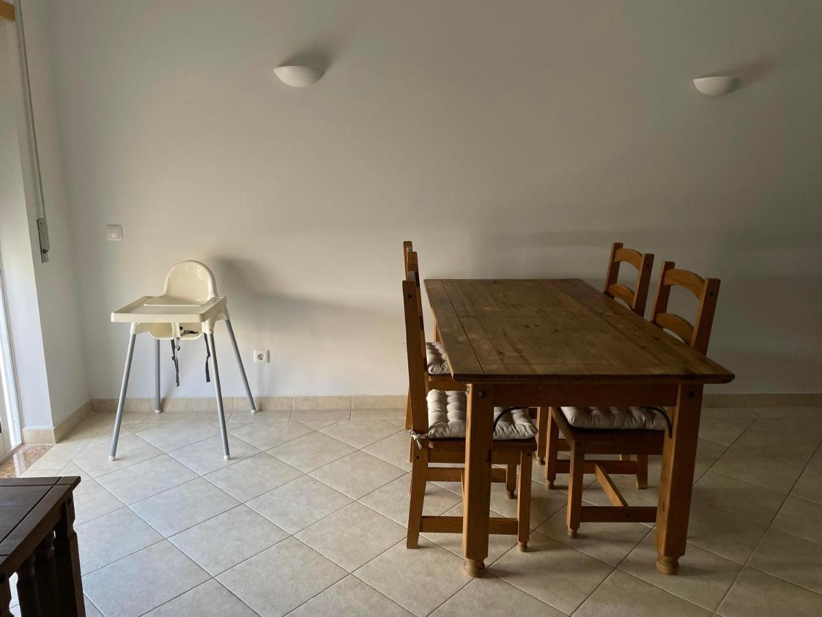 Beachfront T1 Apartment Armacao de Pera